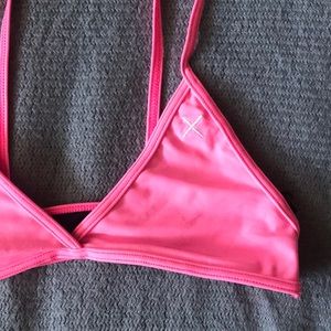 ❌SOLD❌ BoutineLA bright pink fitted top